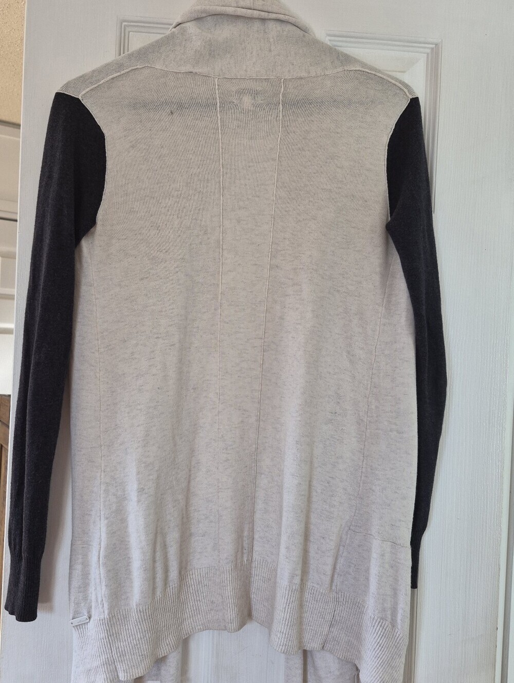Wilfred Flaubert Cardigan Heather Gray Silk Cashmere Knit Minimalist OldMoney - Picture 7 of 7